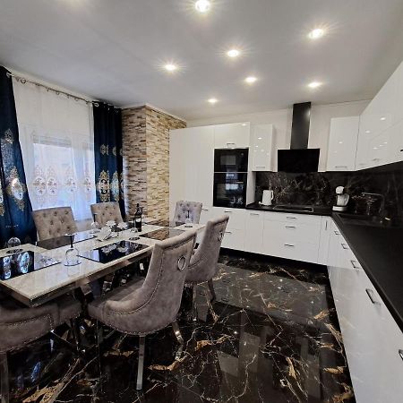 Apartment Monaco Rijeka Eksteriør bilde